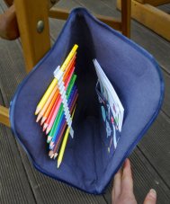 Pouzdro/pastelkovník A4 - vesmír