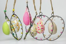 Drátovaná ozdoba VAJÍČKO