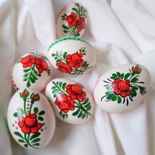 Slepičí kraslice - červená růže