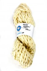 Ručně předená příze z českých oveček přírodní