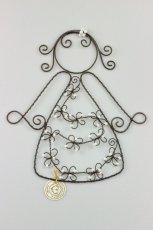 Anděl s květinovým výpletem