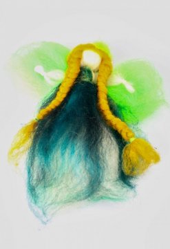 Panenky - Vlněné panenky - Bruneta s rozpuštěnými vlasy a modrými křídly