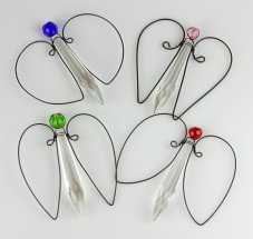 Drátovaný anděl s křišťálem