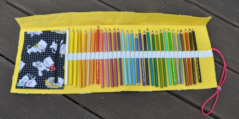 Rolovací pastelkovník - kočky