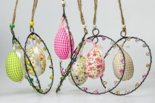 Drátovaná ozdoba VAJÍČKO